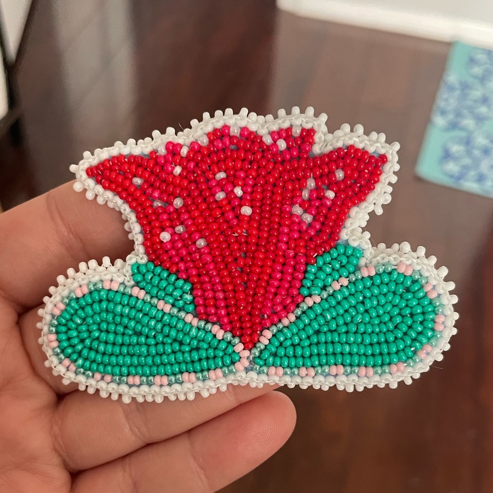 Handmade beautiful beaded rose flower pin/brooch